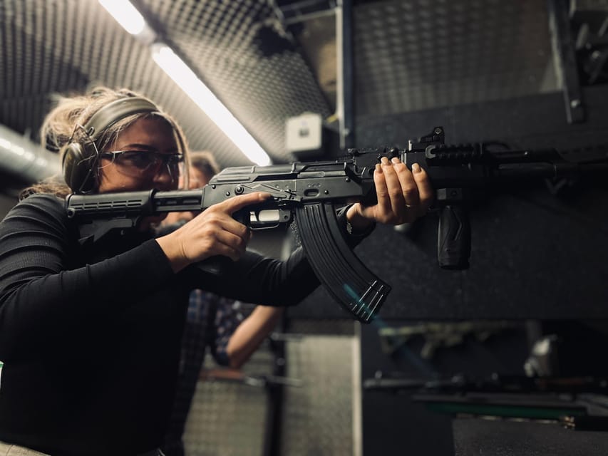 Budapest: Shooting Experience for Couples, The Perfect Date - Meeting Point in Budapest: Arcade Entrance, Coffee and Barber Nearby
