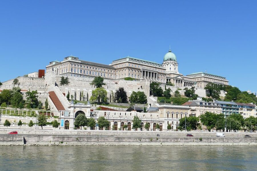 Budapest: Sightseeing Cruise on the Danube - Gróf Széchenyi Cruise Basics: What You’re Actually Buying