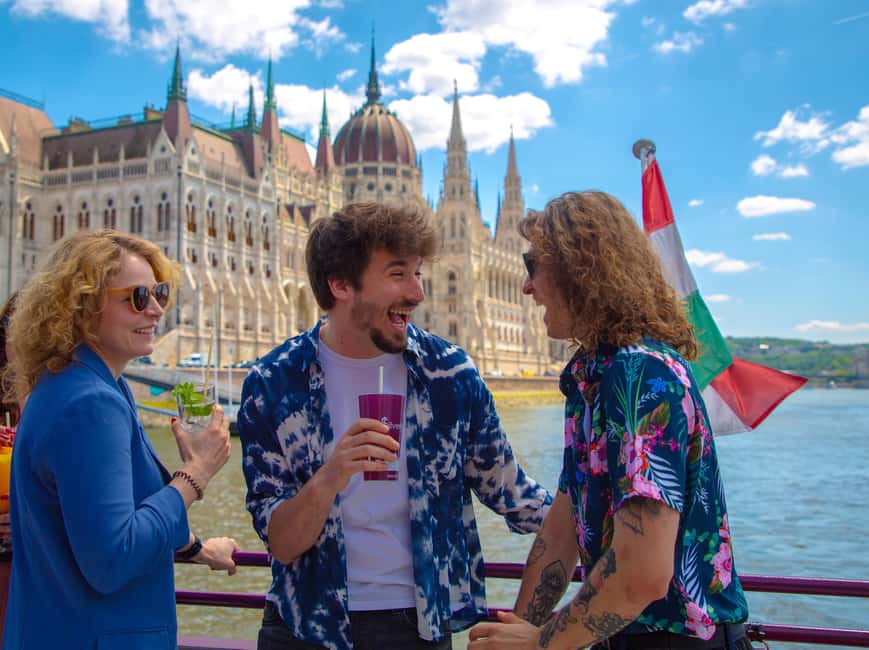 Budapest Sightseeing Cruise with Welcome Drink - Finding Silverline Cruises at Dock 11 by Elizabeth Bridge