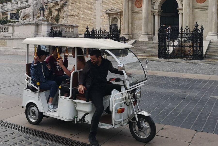 Budapest: Sightseeing Tour by Electric Tuktuk - How a silent electric tuktuk changes Budapest sightseeing
