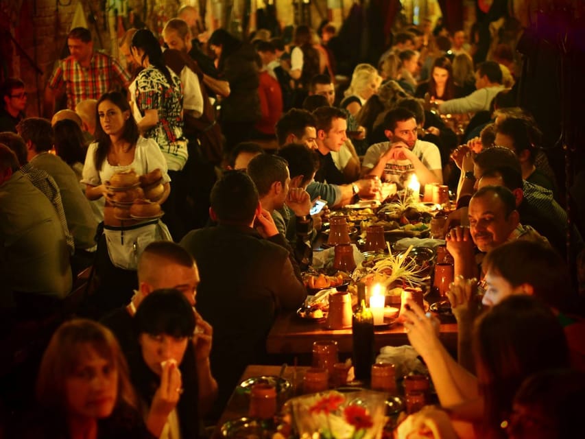 Budapest: Sir Lancelot Medieval Dinner with Drink and Show - Where to meet and how to get there