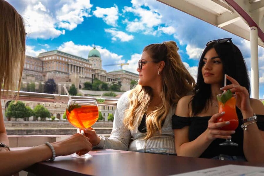 Budapest: Sunset Cocktail Cruise - Quick take before you sail