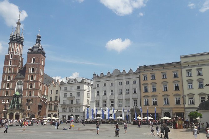 Budapest to Krakow private transfer - Door-To-Door Pickup In Budapest, Then Krakow Drop-Off