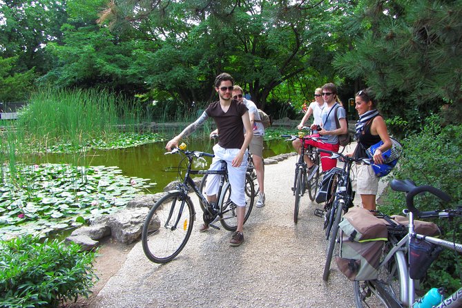 Budapest to Szentendre bike & boat tour - The ride begins: bikes, Parliament views, and a quick zoo stop