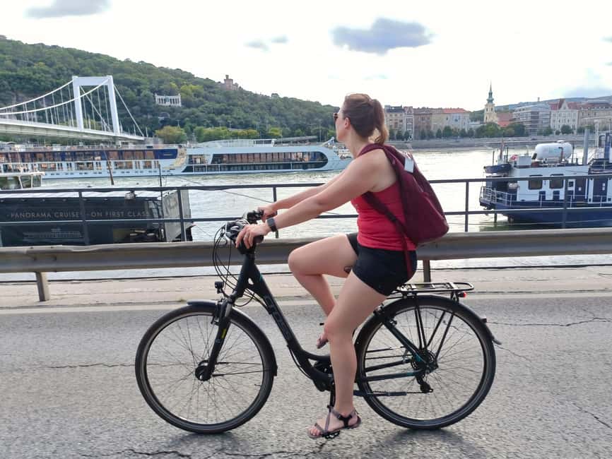 Budapest to Szentendre e-Bike Tour with a local guide - Arriving in Szentendre: a medieval-feeling town day, paced like a walk