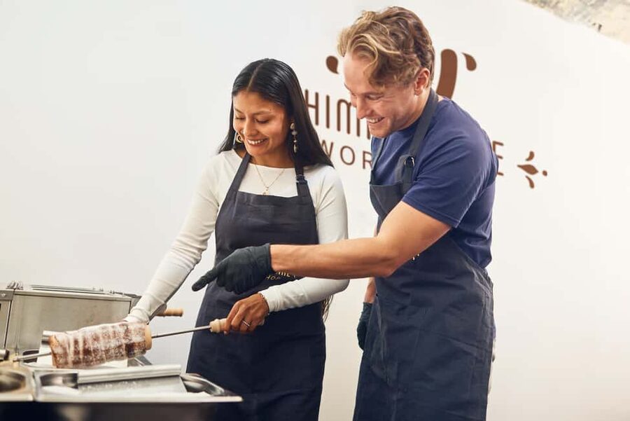 Budapest: Traditional Chimney Cake (Kürtőskalács) Workshop - Toppings, Coffee Or Tea, And How To Eat It Without Fuss