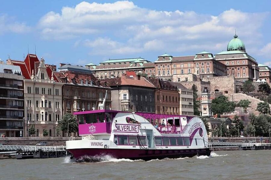 Budapest: Unlimited Drink Cruise - Getting to Silverline Cruises at Dock 11