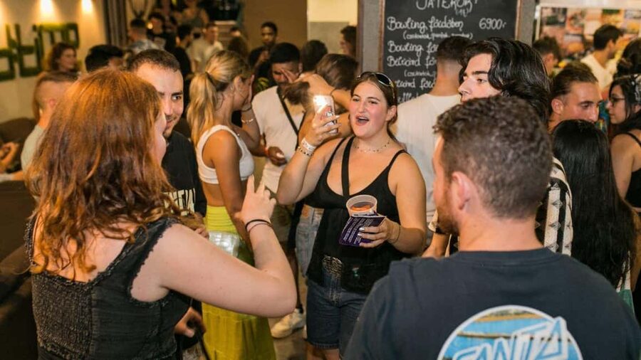 Budapest: Unmissable Bar Crawls with Shots & VIP Club Entry - Bingo Bar Crawl: A Competitive Night That Forces You to Socialize