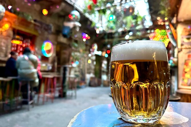 Budapest Urban Art - Private Street Art Tour with a Drink in a Ruin Bar - What the street art connects to: food, fashion, and local design