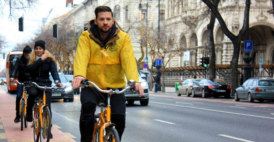 Budapest ❤️Winter Bike Tour with Coffee Stop❤️ - Why Budapest in winter is a smart bike choice