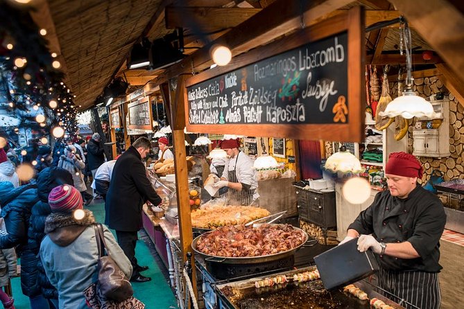 Budapest Wonderland - A Christmas Market Tour with Chimney Cake & Mulled Wine - Quick hits before you plan
