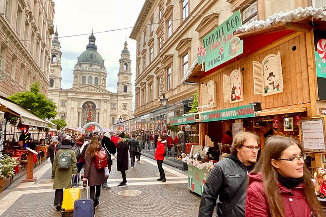 Budapest Wonderland - A Christmas Market Tour with Chimney Cake & Mulled Wine - The guide experience: history, stories, and practical tips after the markets