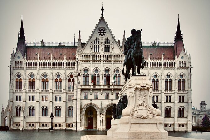 Capital Budapest - Half Day Private Tour (4hr) - Why this 4-hour route makes sense in Budapest