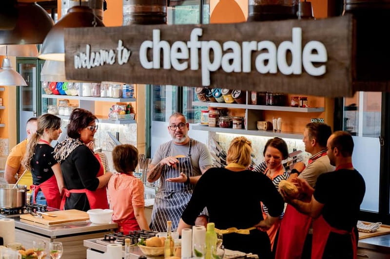 Chefparade Cooking School_ Hungarian menu - Your Hungarian Menu: From Goulash to Paprikash to Strudel