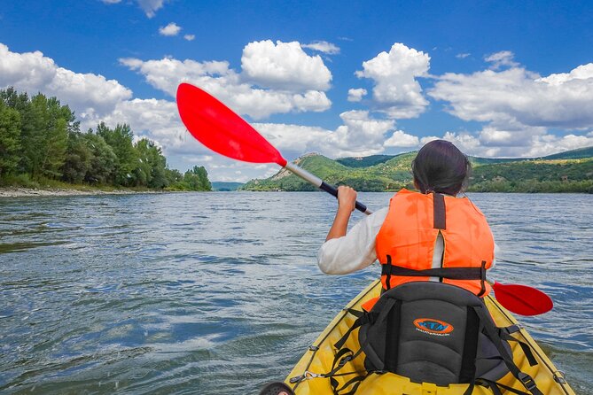 Danube Bend Hiking and Kayaking - Canoe or kayak on the calm Danube: safety first, then gliding