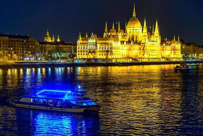 Drinks and Folklore Show Cruise in Budapest - Technology and theatre: parts of Budapest beyond the usual postcard