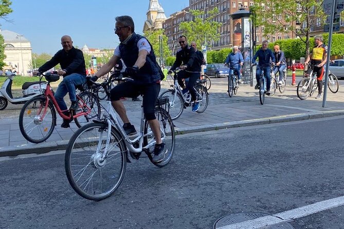 E-Bike Guided Tour in Castle Hill Budapest - Castle District: the hill part is short, the payoff is huge