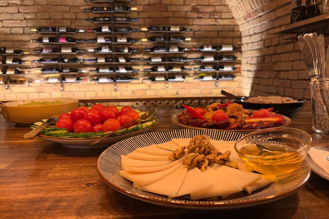 Exclusive Hungarian Wine and Gastronomy Experience Luxury Package - Hosts Petzold and Daniel: Why the Explanations Feel Human