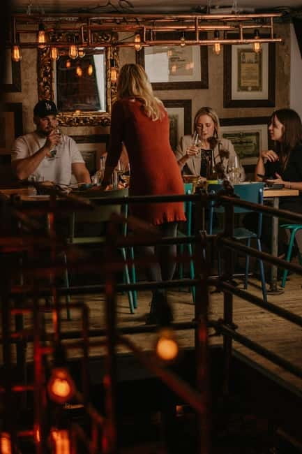 Food and Wine Tasting in Budapest by the Basilica - Timing, Group Size, and How to Plan Your Evening