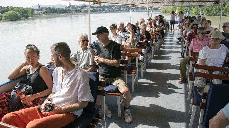 From Budapest: Danube Bend Day Trip in English - Why the Danube Bend Trip Works So Well From Budapest