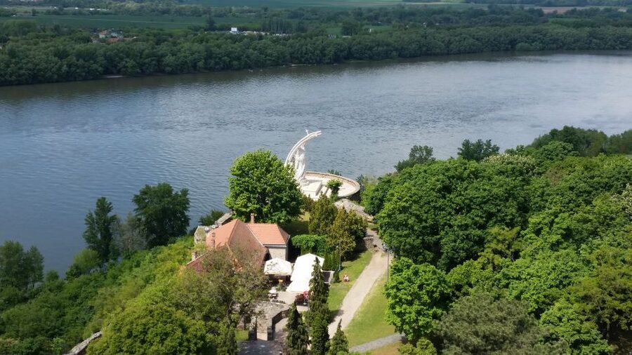 From Budapest: Danube Bend Full-Day Private Tour with Lunch - Szentendre After Lunch, Art Galleries and Craft Shops