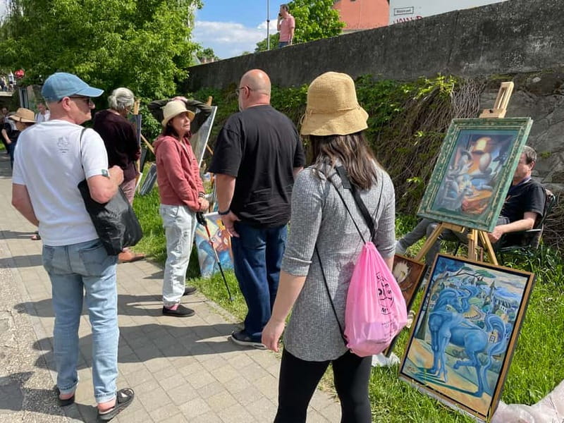 From Budapest: Szentendre Day Trip with Street Food - Off-the-Main-Path Time, Shops, Crafts, and Local Life