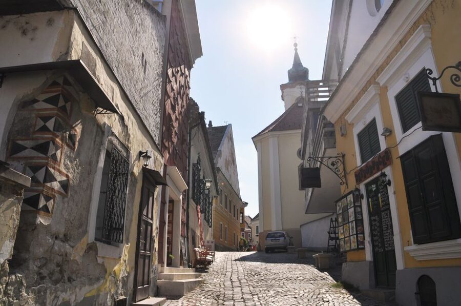 From Budapest: Szentendre Half-Day Tour - The guided walk in Szentendre: artists’ streets and historic charm