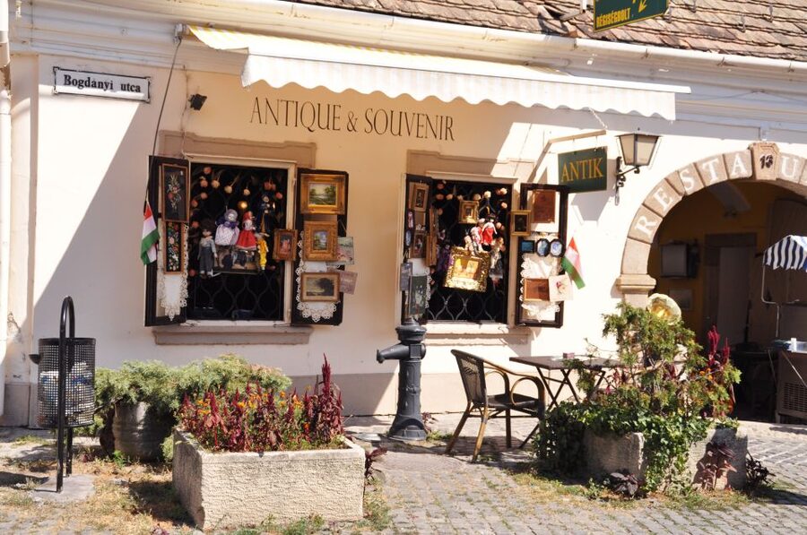 From Budapest: Szentendre Half-Day Tour - Free time in Szentendre: shopping and cafés without getting stressed
