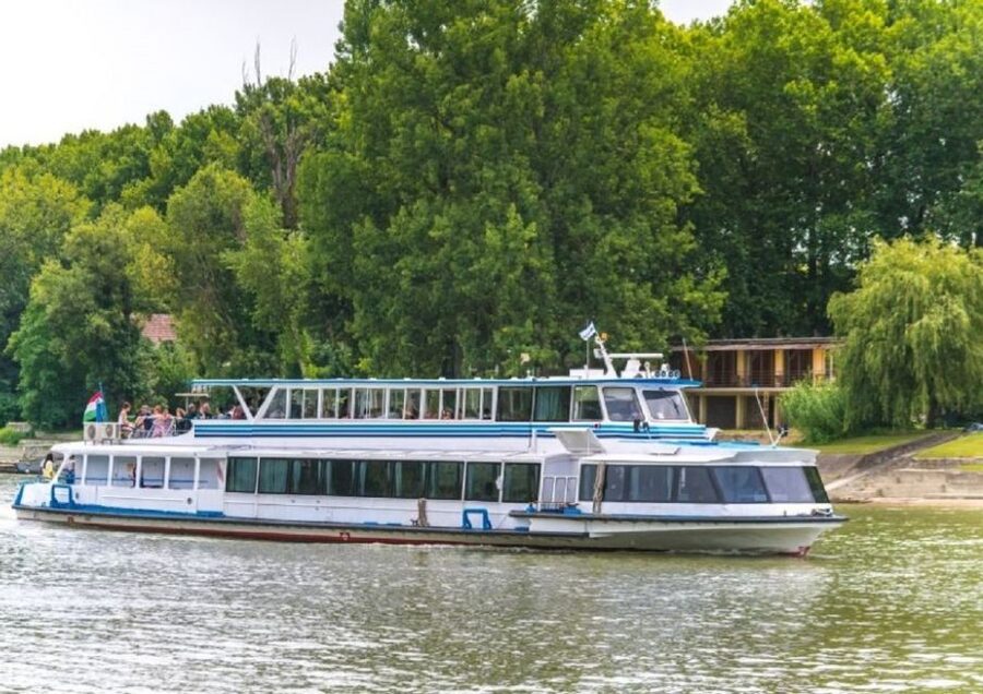 From Budapest: Szentendre Half-Day Tour - Guides, languages, and the quality of the explanation
