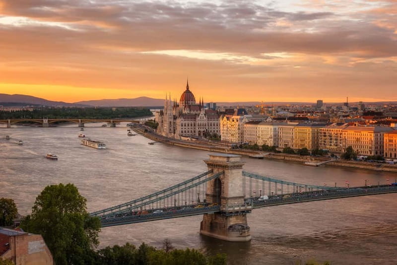 From Vienna: Bratislava & Budapest Guide One Day Tour - Vienna to two capitals: how the day actually unfolds
