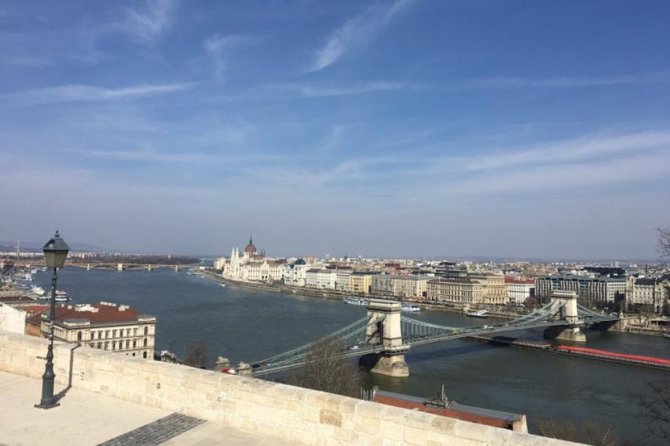 General sightseeing tour - A tight, private way to get oriented in Budapest