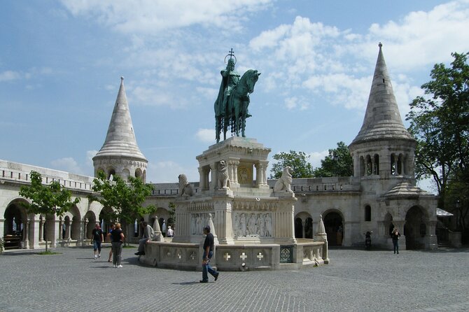 General sightseeing tour - Szechenyi Baths from the outside, then the Buda Castle panorama