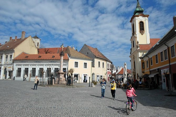 Godollo Sisi Castle and Szentendre Full-Day Private Tour from Budapest - What the private guide adds (and what it does not)