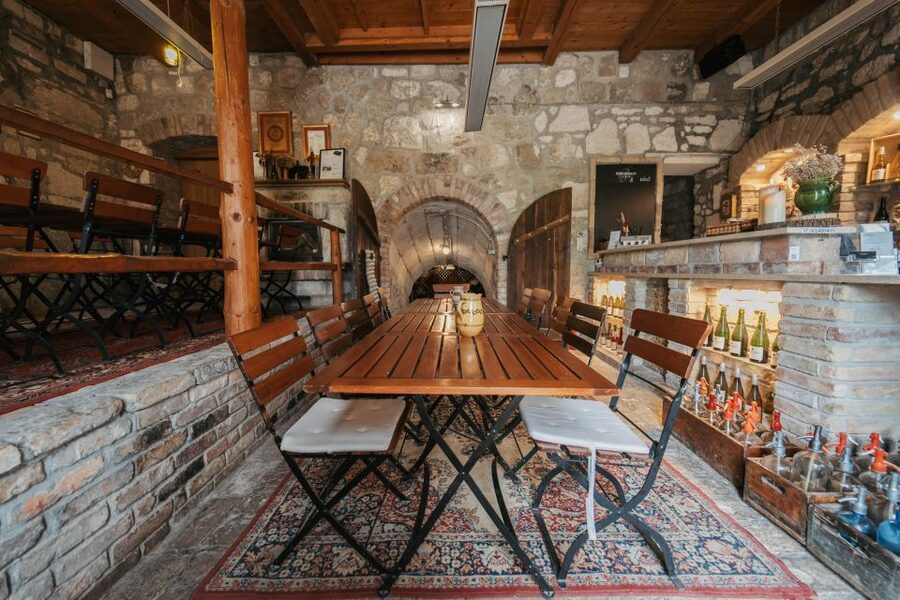 Guided wine tasting at Rókusfalvy Estate - Language and Comfort: What Non-Hungarian Speakers Should Know