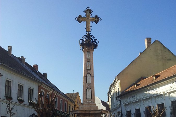 Half Day Guided Private Tour in Szentendre - Shopping Time for Real Souvenirs (Not Just Browsing)