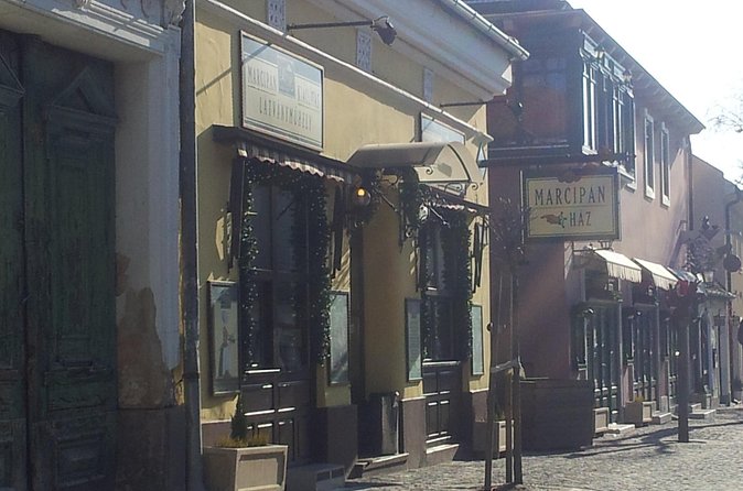 Half Day Guided Private Tour in Szentendre - Service Animals and Who This Tour Fits Best
