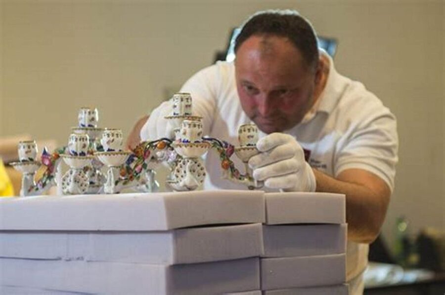 Herend Porcelain Factory, private Tour - Herend Mini Manufactury: From Kaolin Clay To Painted Masterpieces