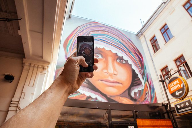 Highlights & Hidden Gems of Budapest Private Tour - Walking Pace, Timing, and What to Wear