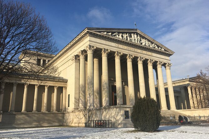 Highlights of Budapest Walking Tours - Stop 3: Great or Central Synagogue at the Jewish Quarter edge