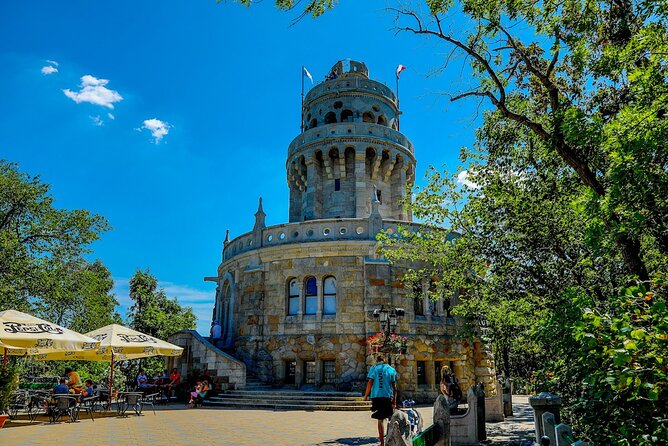 Hiking + Chairlift ride + viewpoints in Budapest - A Half-Day Route From Széll Kálmán tér to Forest Views
