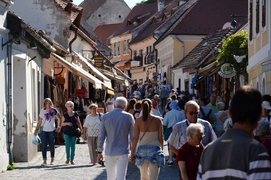 Hungary: Full-Day Private Danube Bend Tour - Key things to know before you go