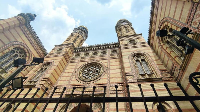 Jewish Budapest (German-language city tour) - Why the Jewish Quarter makes Budapest make sense