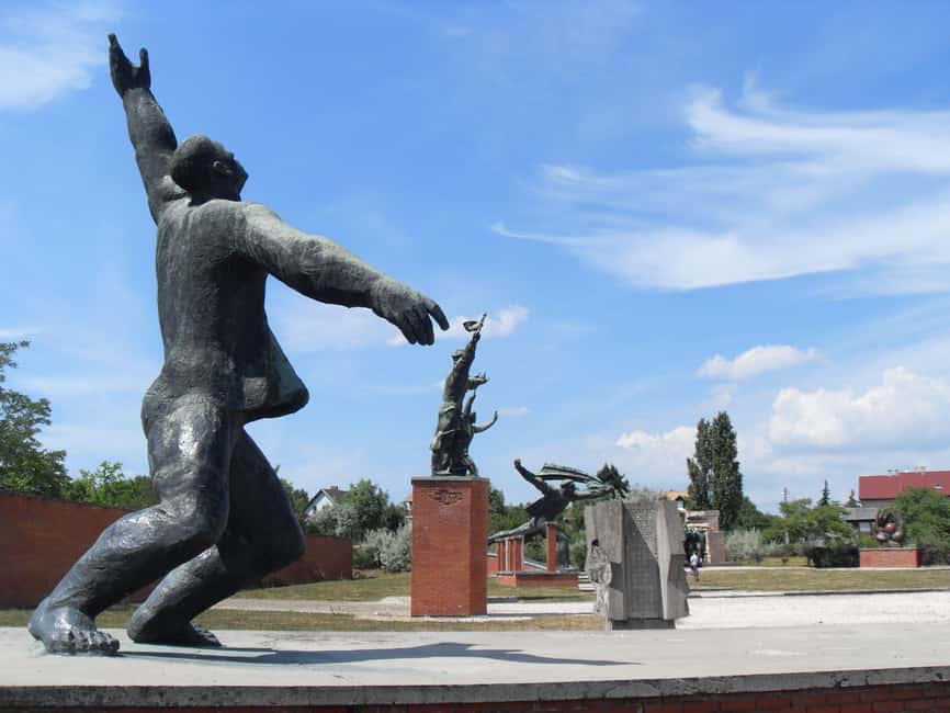 Life Behind the Iron Curtain, the communist Budapest private - The Children’s Railway: A Gentler Ending in the Buda Hills