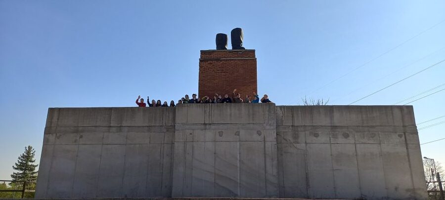 Memento Park: Official Guided Tour with Entry Ticket - Price and what your $28 covers