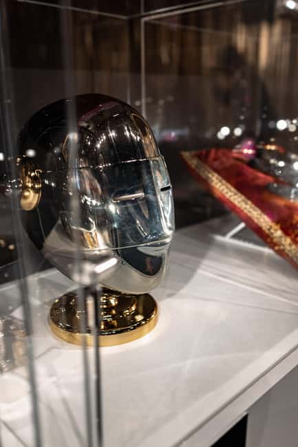 Michael Jackson HIStory Exhibition Entry Ticket - The virtual guided tour, and why it helps