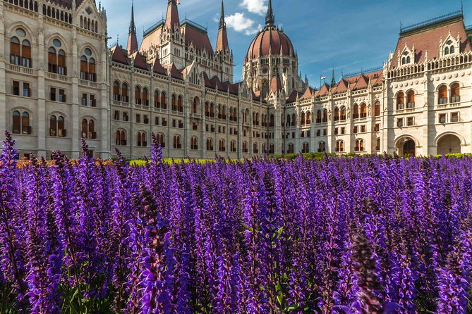 Orientation walk in Budapest - Stop 3: Szabadság tér and Late 19th-Century Urban Planning