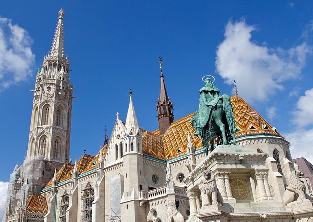 Private Buda Castle Walk with Entry to Matthias Church - Key points before you go