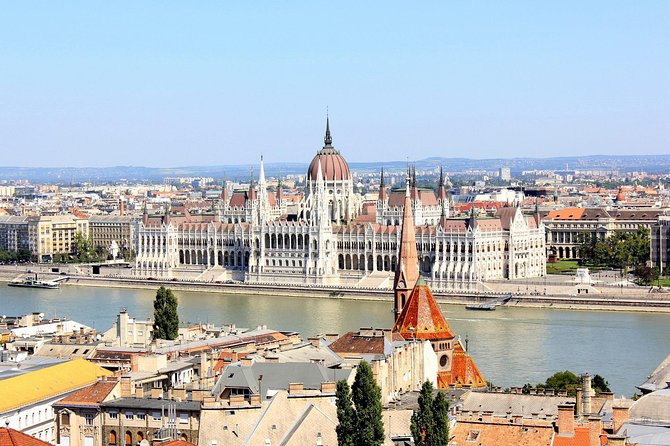 Private Budapest All In One Walking Tour with Strudel Stop - The Strudel House stop, Budapest comfort food done right