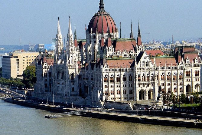 Private Budapest City Tour by Car - Szent Istvan Bazilika plus Heroes’ Square: the grand “Hungary moment”