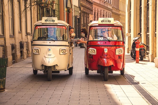 Private Budapest TukTuk Tour: Custom Route, Hotel Pickup - The Jewish Quarter Boundary and Dohány Street Synagogue: Major Landmark, Done the Right Way